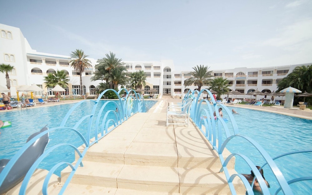 

Venezia - Monastir - Liberty Resort