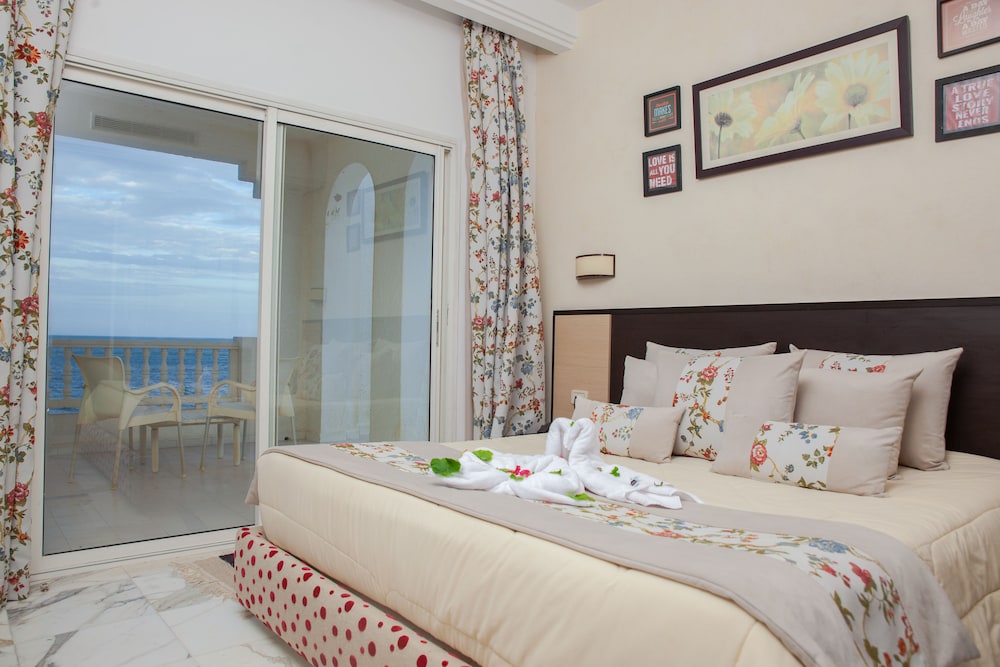 

Milano - Hammam-Plage - Ezzahra Dar Tunis