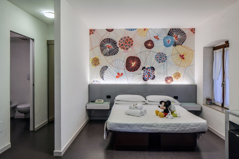 

Bari - Verona - Hotel Gattopardo