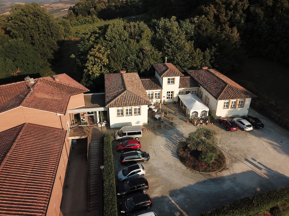 

Milano - Volterra - Hotel Foresteria