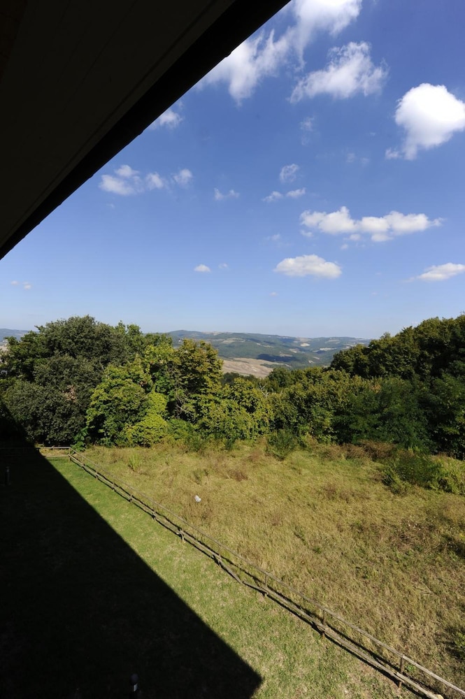 

Bari - Volterra - Hotel Foresteria