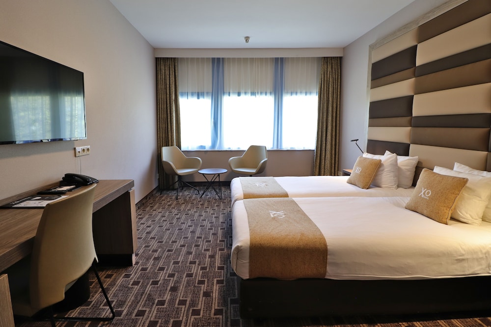 

Napoli - Zaandam - XO Hotels Blue Square