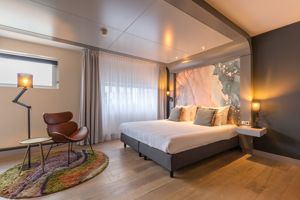 

Roma - Naarden - Leonardo Hotel Almere City Center