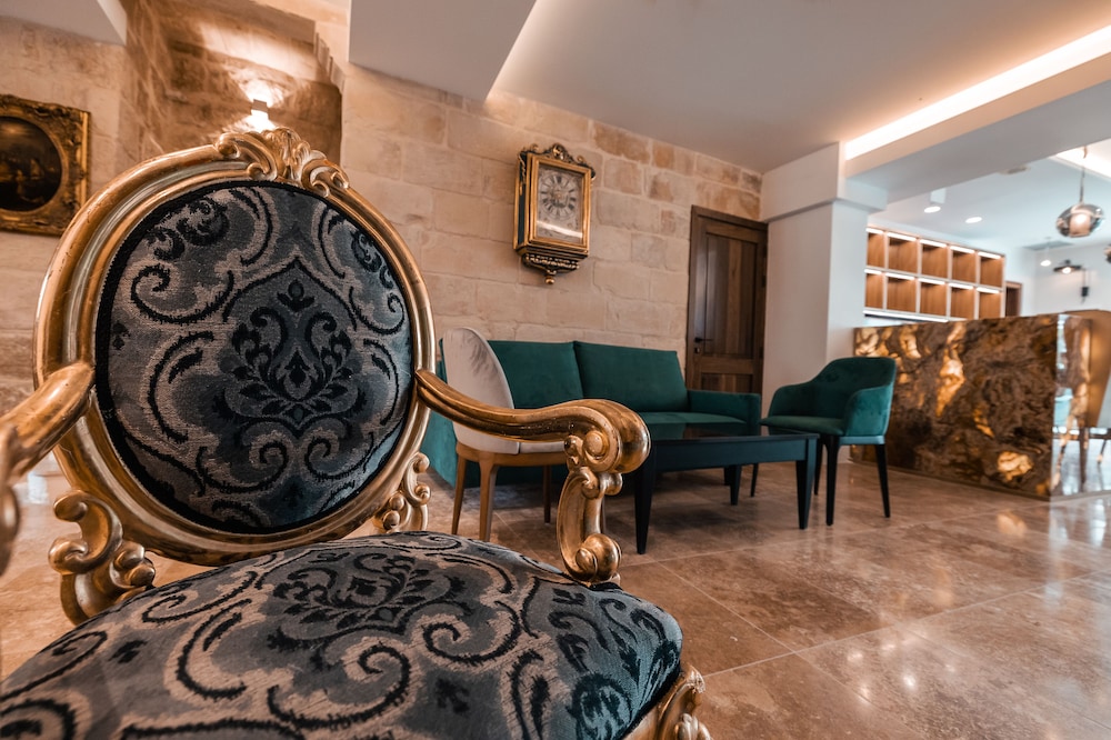 

Verona - Mellieha - The Village Boutique and SPA