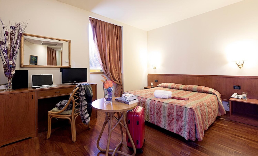 

Milano - Marco Simone - Hotel Tivoli