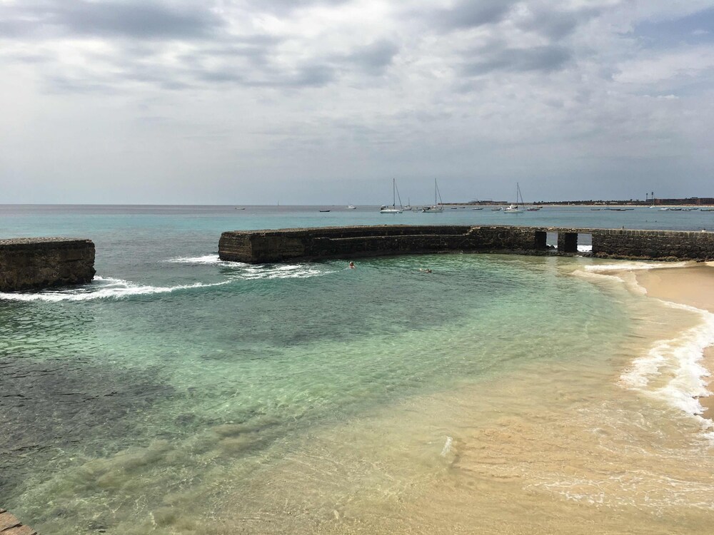 

Bari - Santa Maria,Isola di Sal - Porto Antigo