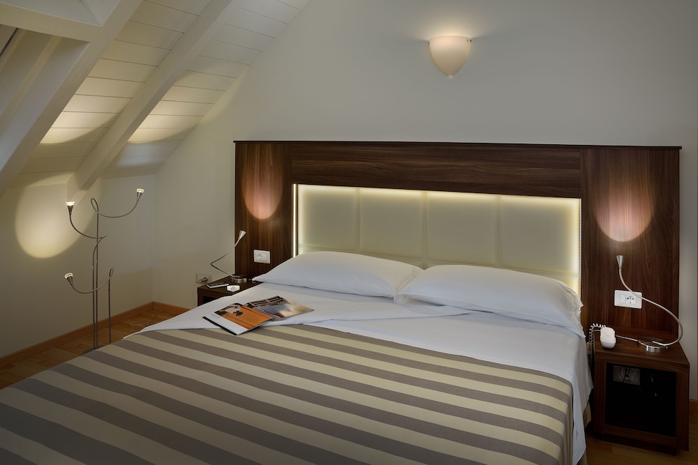 

Milano - Bologna - Astor Hotel