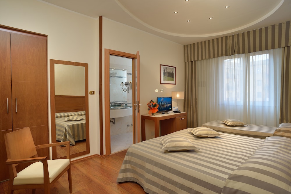 

Milano - Bologna - Astor Hotel