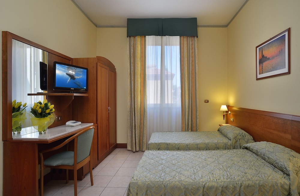 

Roma - Bologna - Astor Hotel