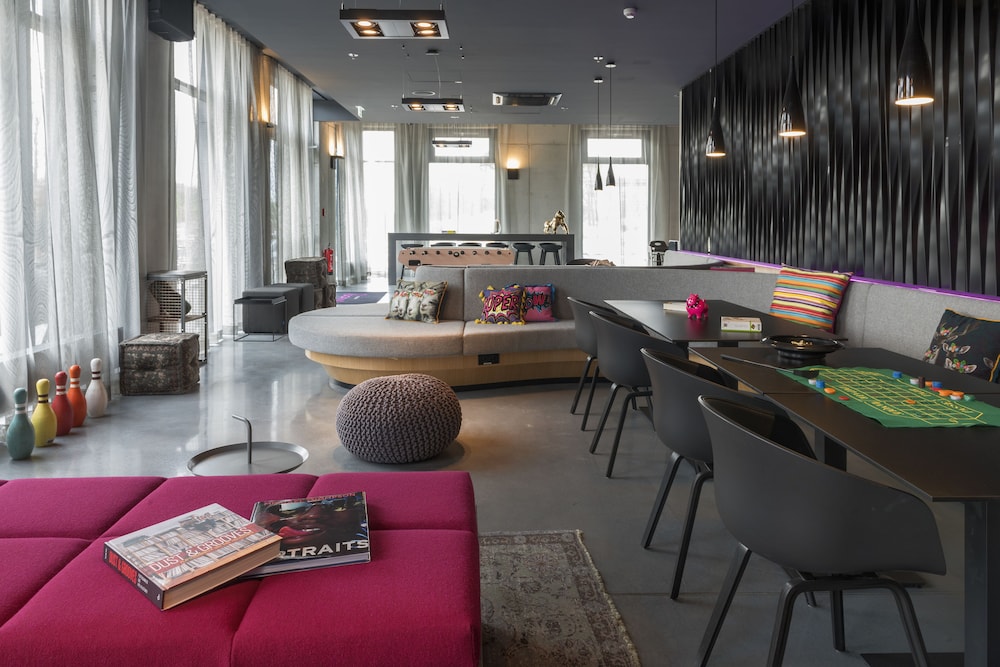 

Milano - Lillestrøm - X Hotel