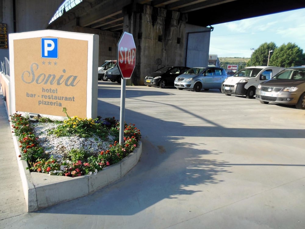 

Bari - Trieste - Hotel Sonia