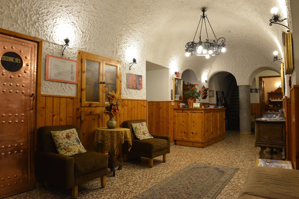 

Milano - Valdisotto - Albergo Gufo