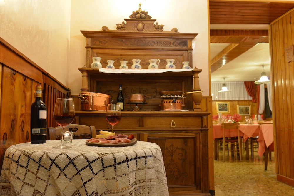 

Bologna - Alta Valtellina, Montagna Italia - Albergo Gufo