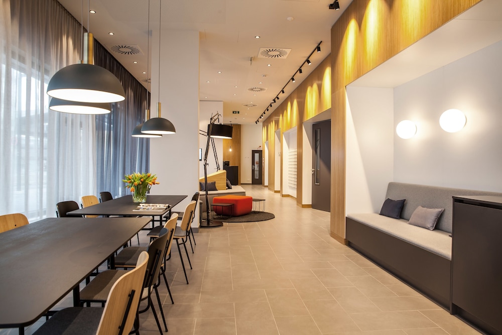 

Catania - Vienna, Aeroporto Internazionale di Vienna - SMARTments business Wien Hauptbahnhof - Serviced Apartments