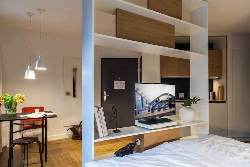 

Catania - Vienna, Aeroporto Internazionale di Vienna - SMARTments business Wien Hauptbahnhof - Serviced Apartments