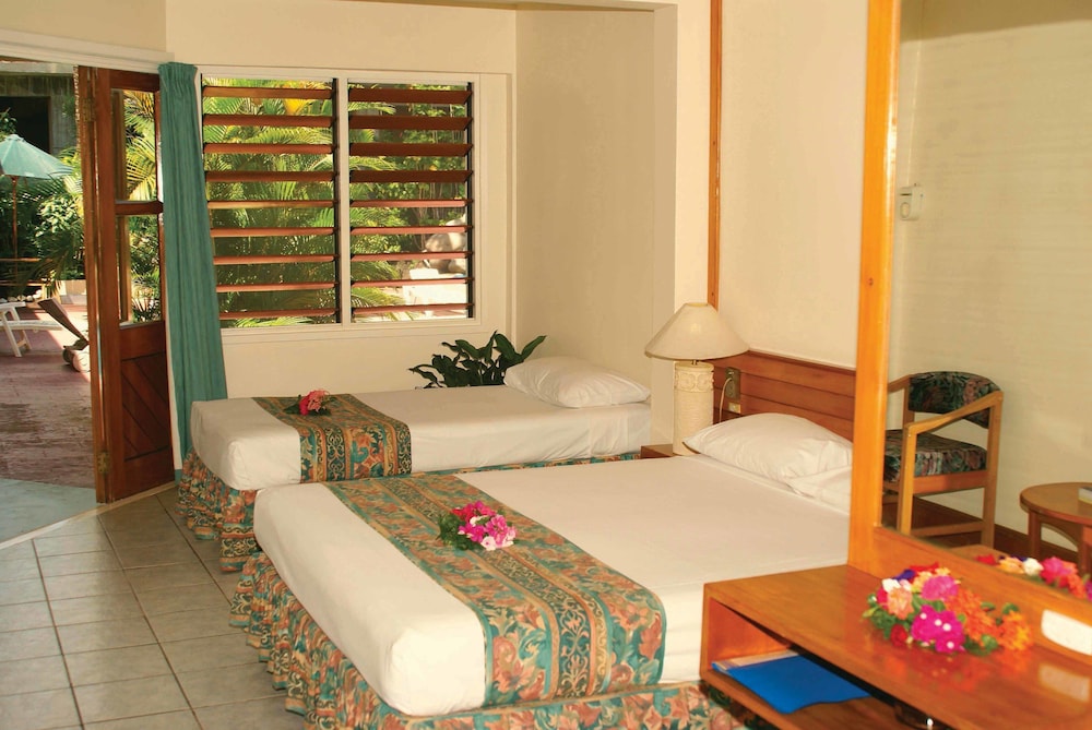 

Roma - Nadi - Hexagon International Hotel