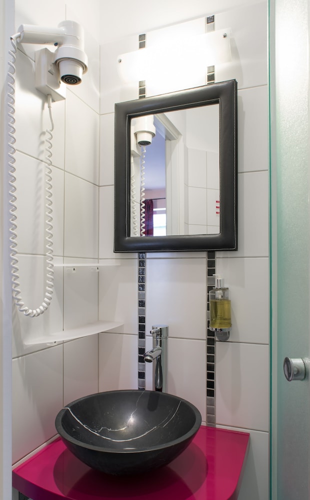 

Bologna - Riga - Dodo Hotel