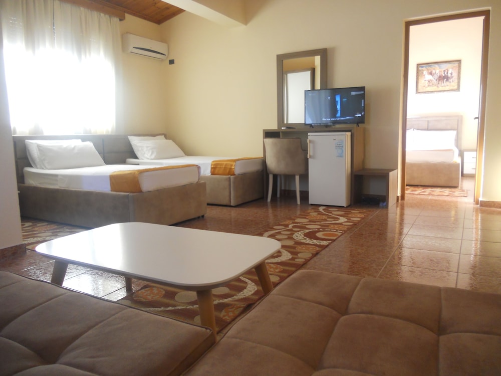 

Bari - Valona - Hotel Onorato