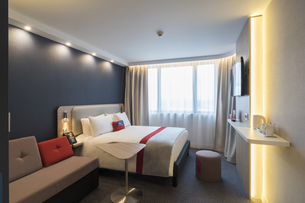

Firenze - Gonesse - Holiday Inn Express Paris - CDG Airport