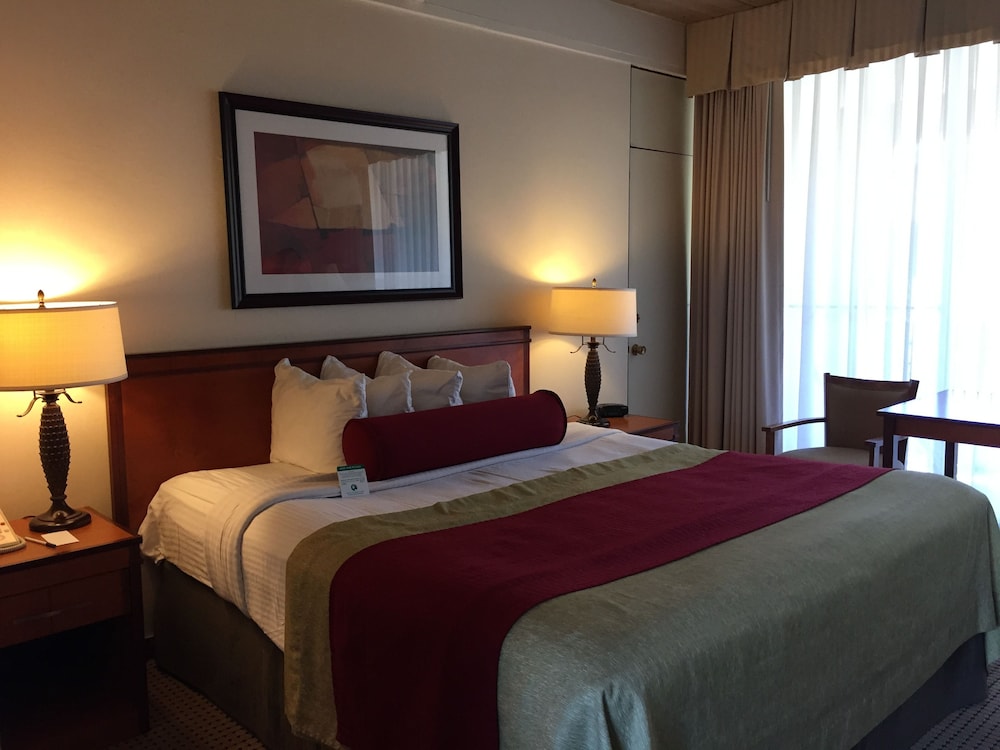 

Milano - Sherman Oaks - Mikado Hotel