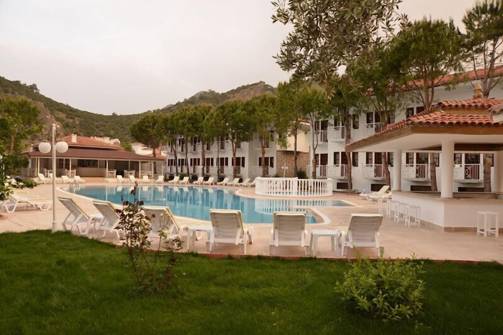 

Roma - Ovacik - White Hotel