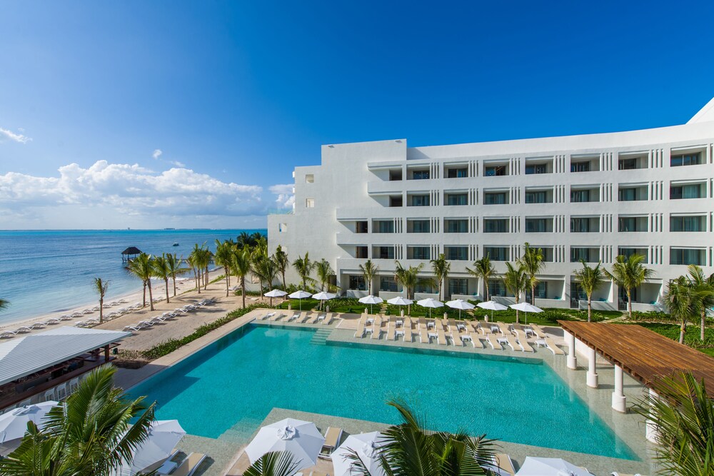 

Roma - Isla Mujeres - Izla Beach Front Hotel