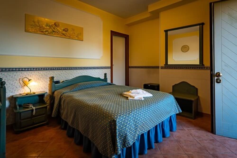 

Catania - Grottaferrata - Hotel Louis II