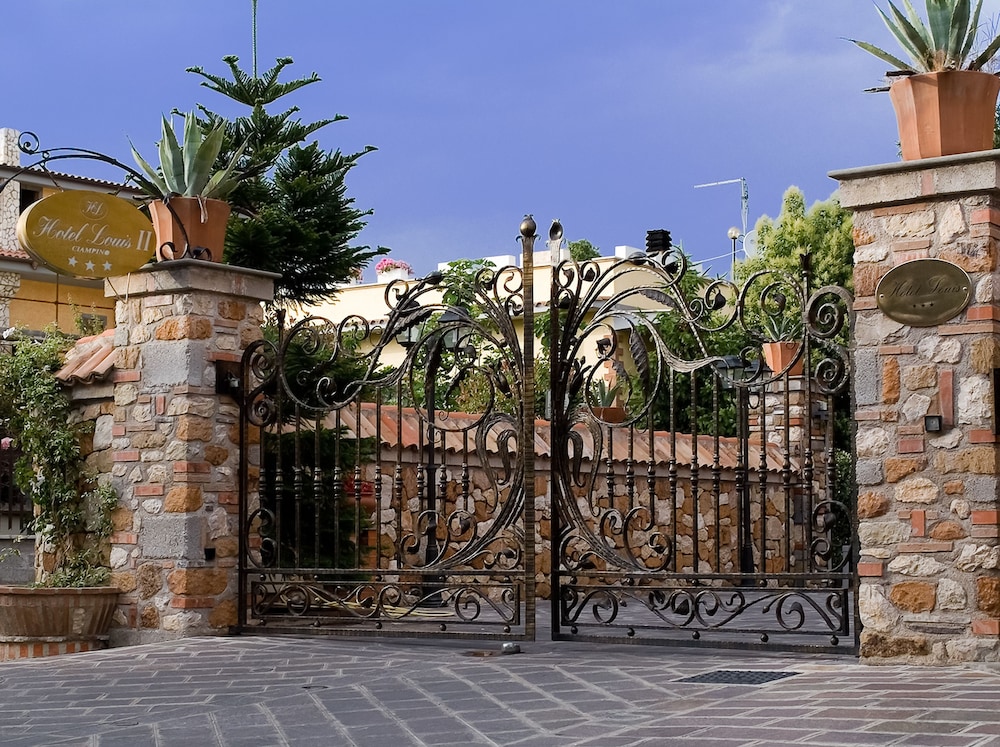 

Catania - Grottaferrata - Hotel Louis II
