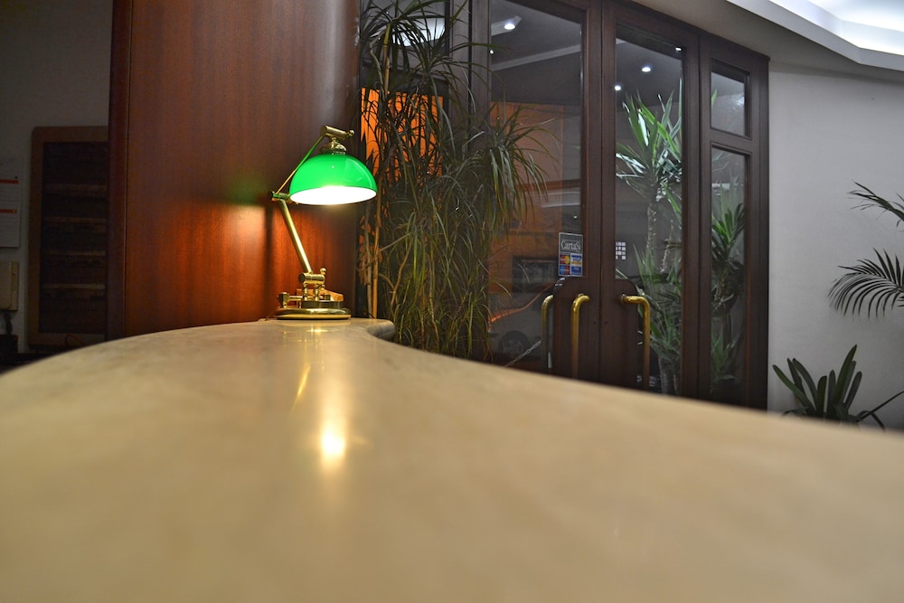 

Palermo - Nettuno - Hotel La Bussola