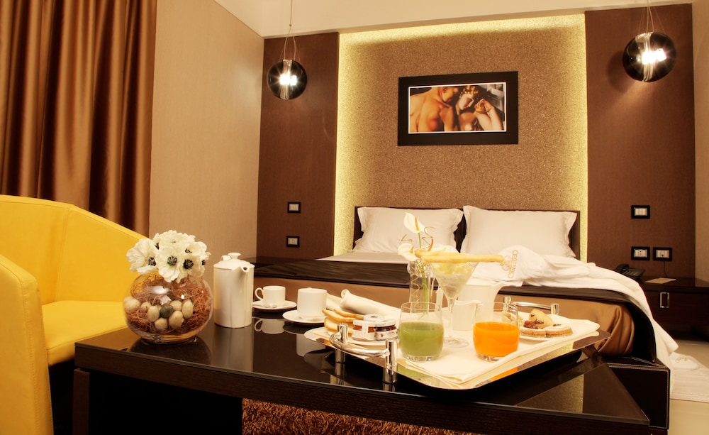 

Milano - Ottaviano - Hotel Cenacolo