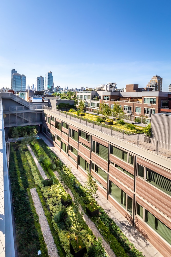 

Bologna - Long Island City - Pod Brooklyn
