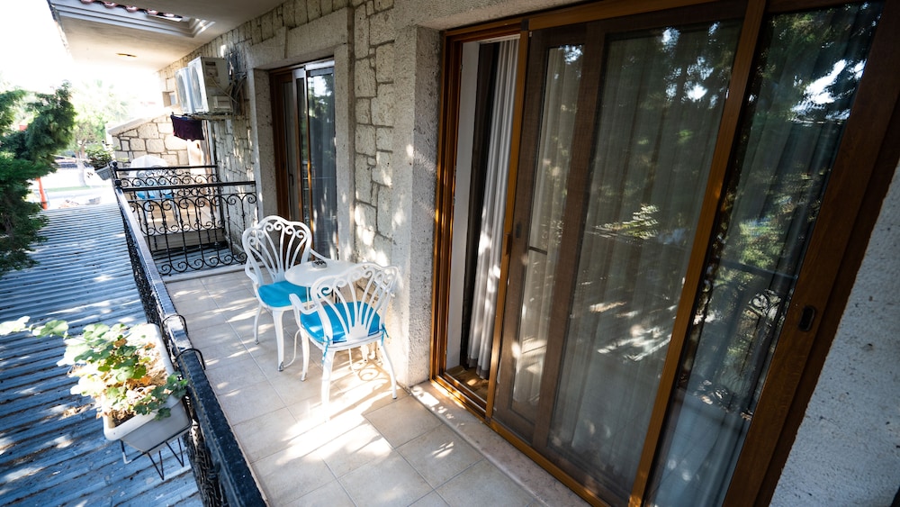

Roma - Izmir, Turchia - Alaçatı Private