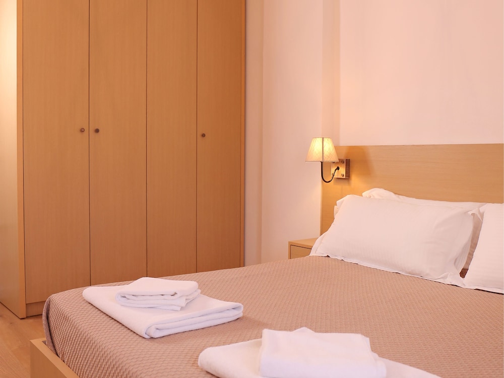 

Catania - Tirana - Oda Hotel Tirana