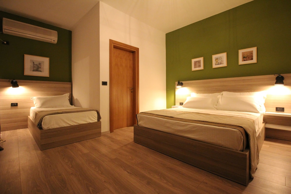 

Roma - Tirana - Oda Hotel Tirana