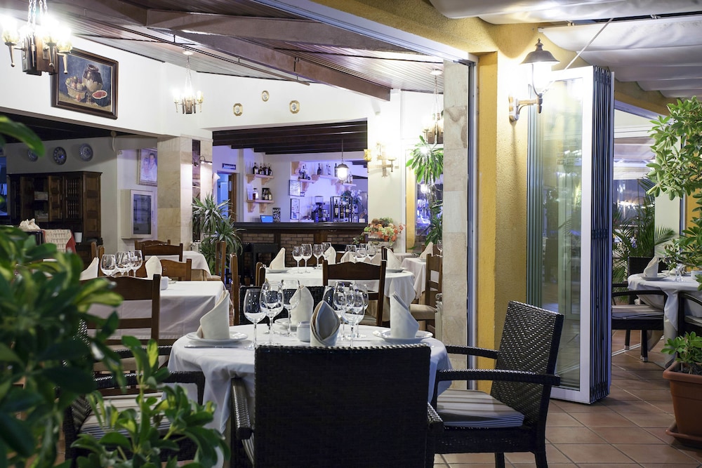 

Napoli - Paguera - Hotel Cupidor