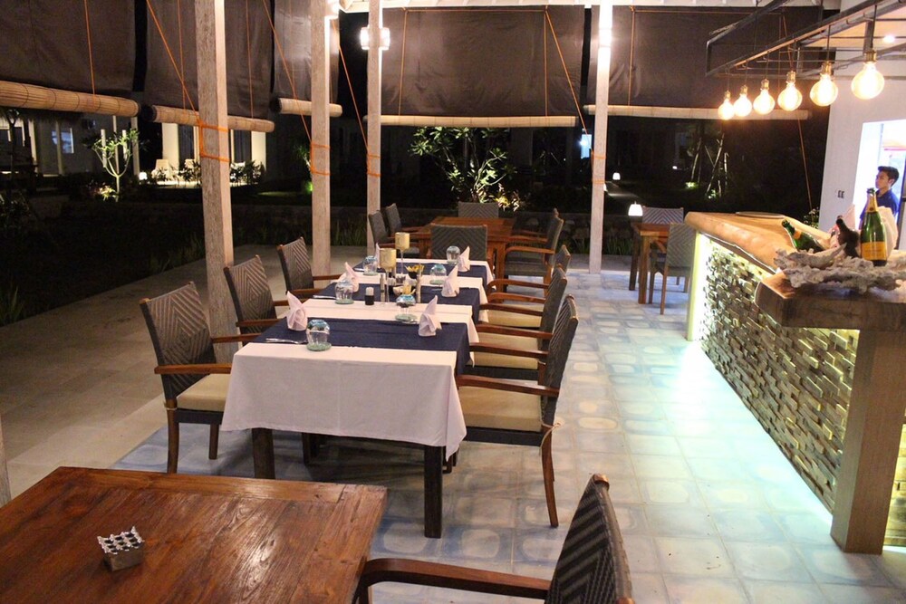 

Roma - Sekotong - The Suites Lombok