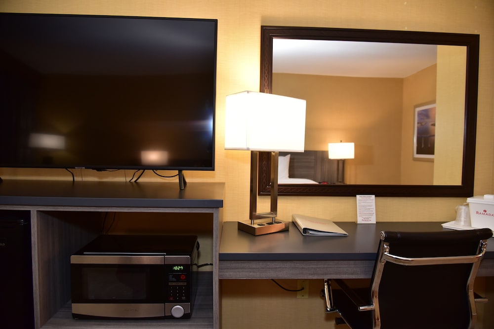 

Bari - San Diego - Ramada By Wyndham San Diego National City