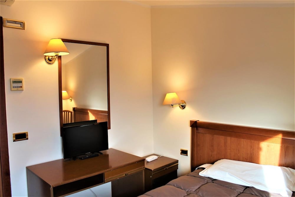 

Milano - Assisi - Hotel Santa Lucia
