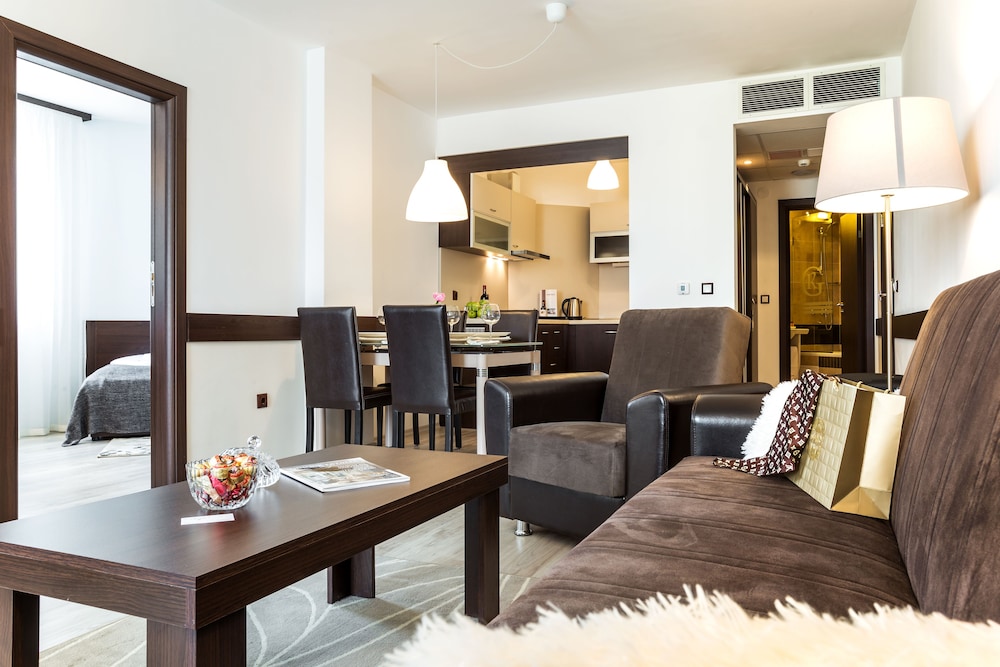 

Roma - Pancharevo - Grami Hotel Sofia