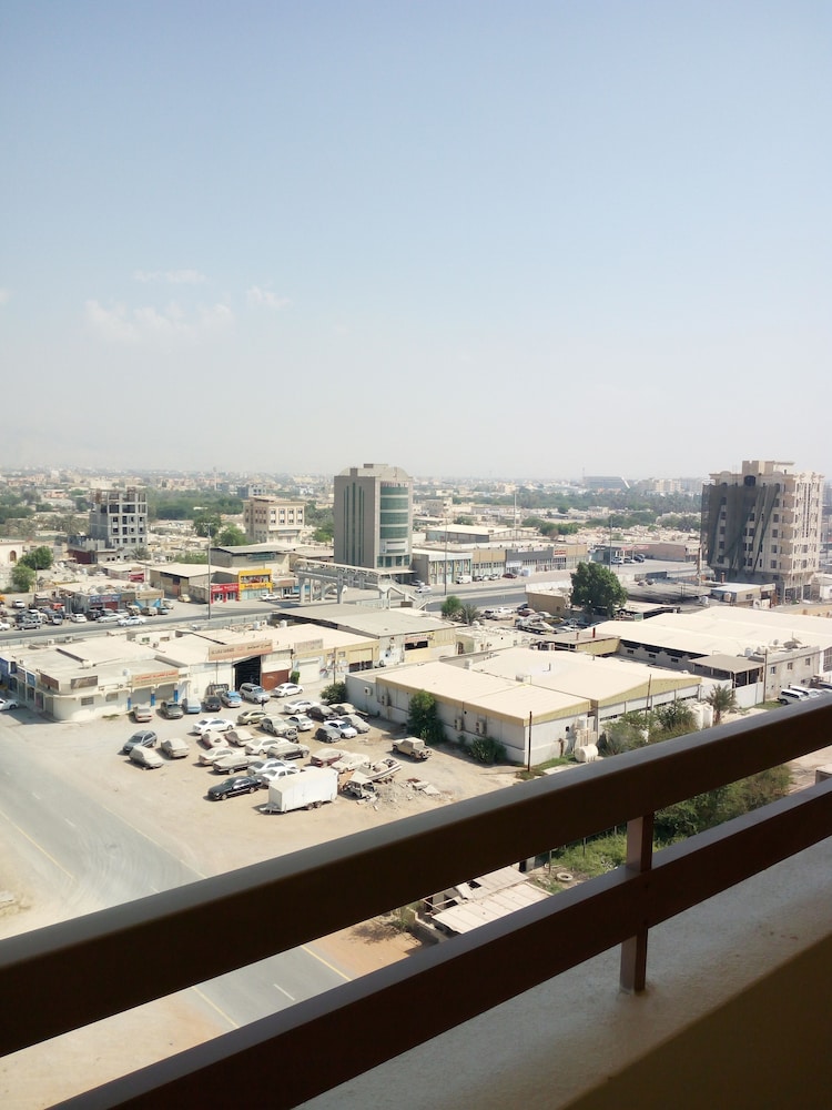 

Roma - Ras Al Khaimah - Royal View Hotel
