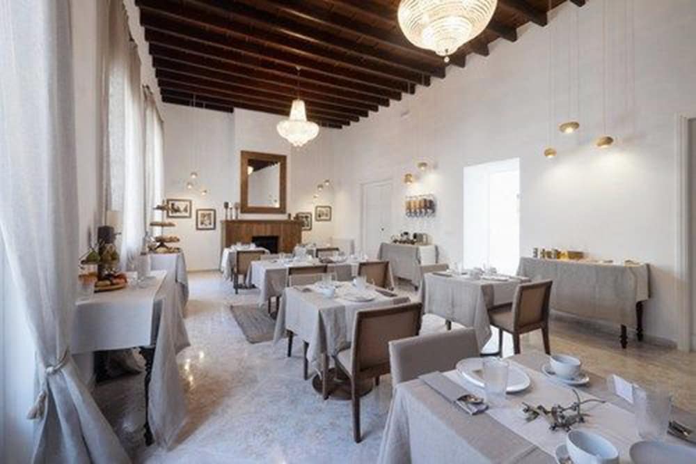 

Venezia - Sa Caleta - Hotel Nou Sant Antoni