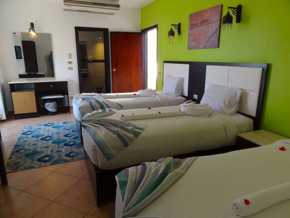

Firenze - Sharm El Sheikh - Naama Blue Hotel