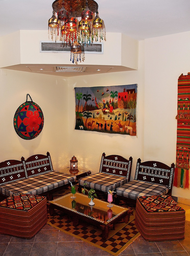

Genova - Sharm El Sheikh - Naama Blue Hotel