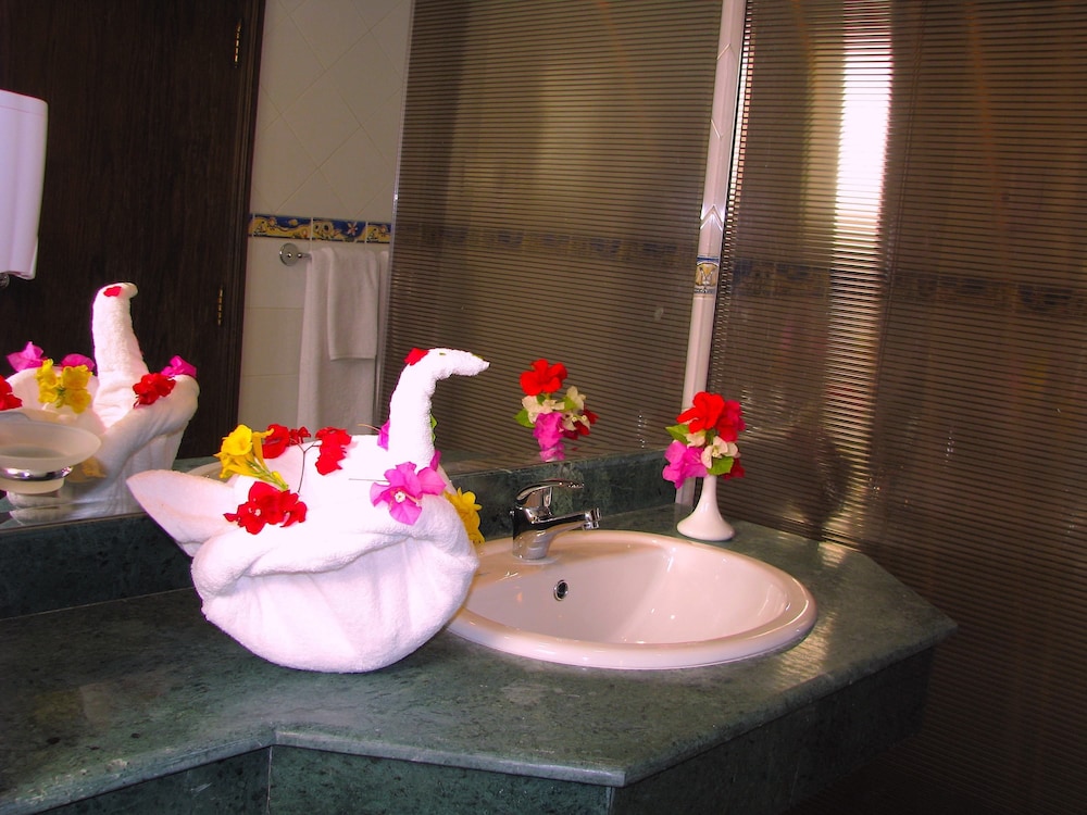 

Bologna - Sharm El Sheikh, Mar Rosso - Naama Blue Hotel