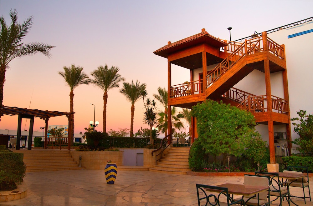 

Palermo - Sharm El Sheikh, Mar Rosso - Naama Blue Hotel