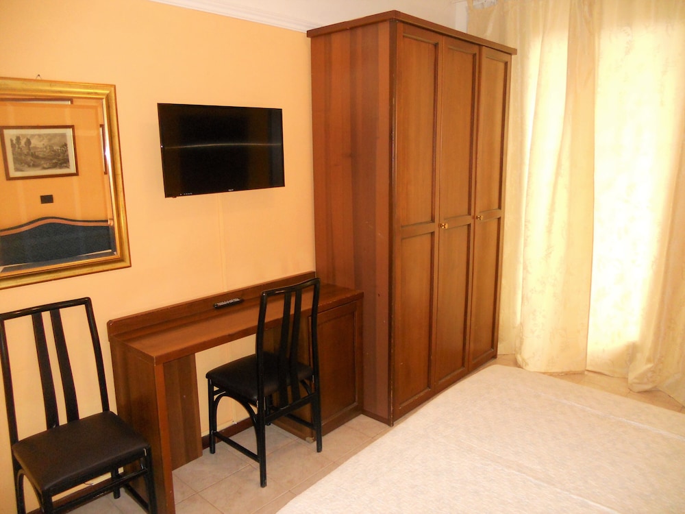 

Milano - Montecatini Terme - Hotel Salus