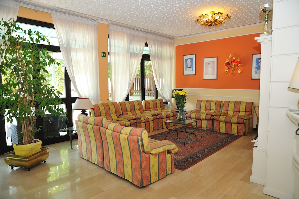 

Milano - Montecatini Terme - Hotel Salus