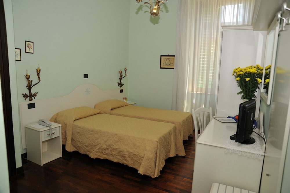 

Palermo - Pistoia - Hotel Savona