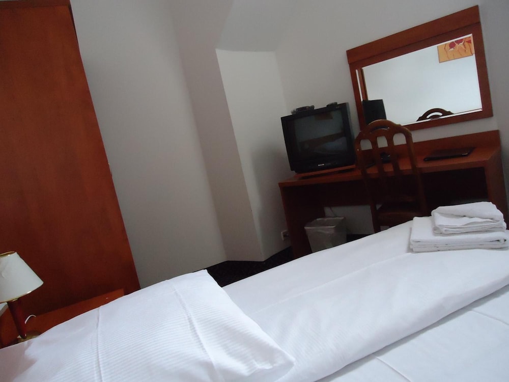 

Catania - Berlino - City Hotel am Kurfürstendamm