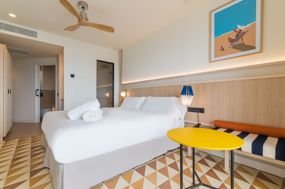 

Milano - El Vendrell - Akquaaa Boutique Hotel